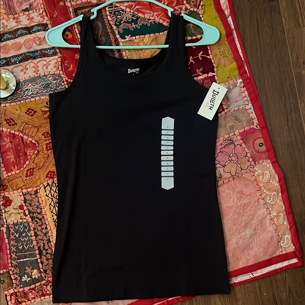 Duluth Trading Co. Black Women's Tank Top